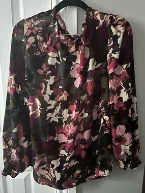 Anne Klein Floral Print Chiffon Skirt in Pink, Black & Cream
